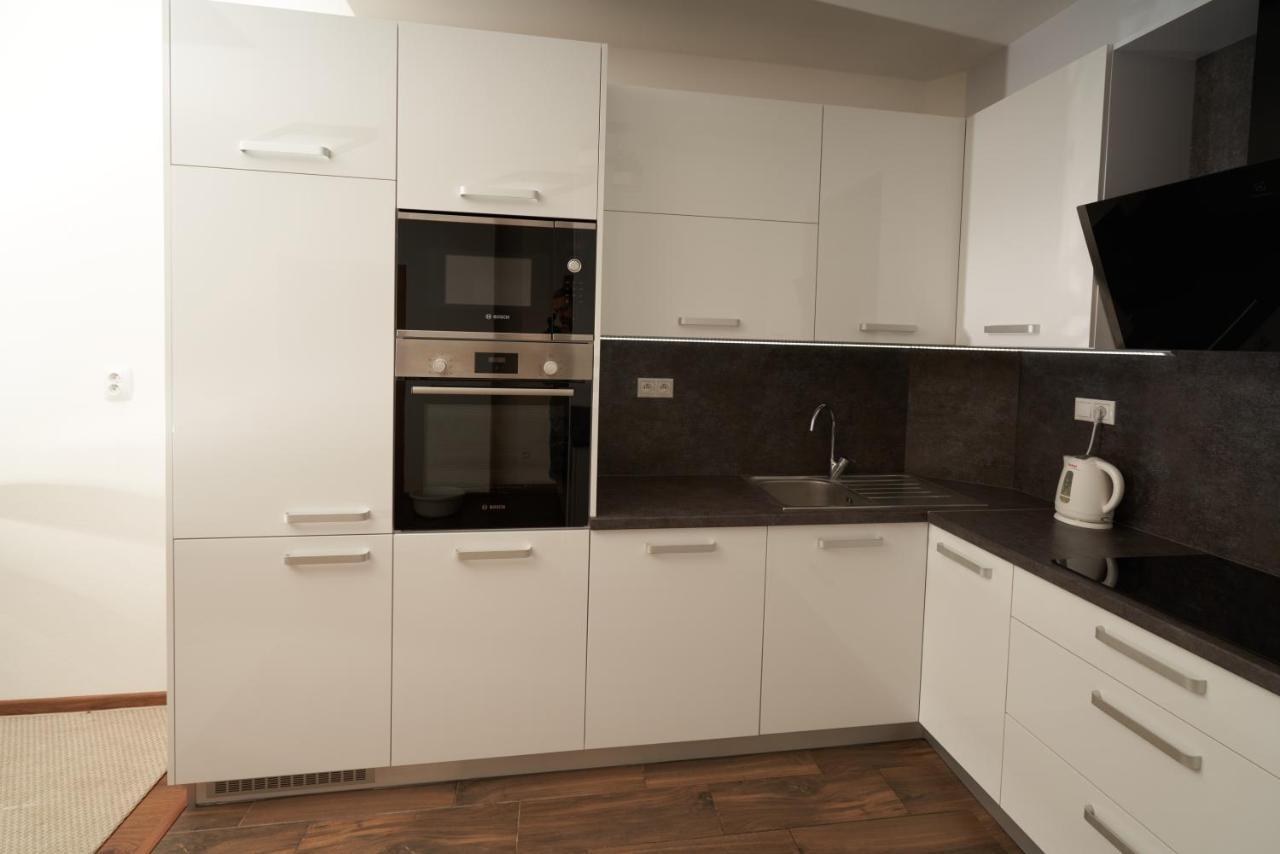 Apartman A&M Banska Bystrica Luaran gambar