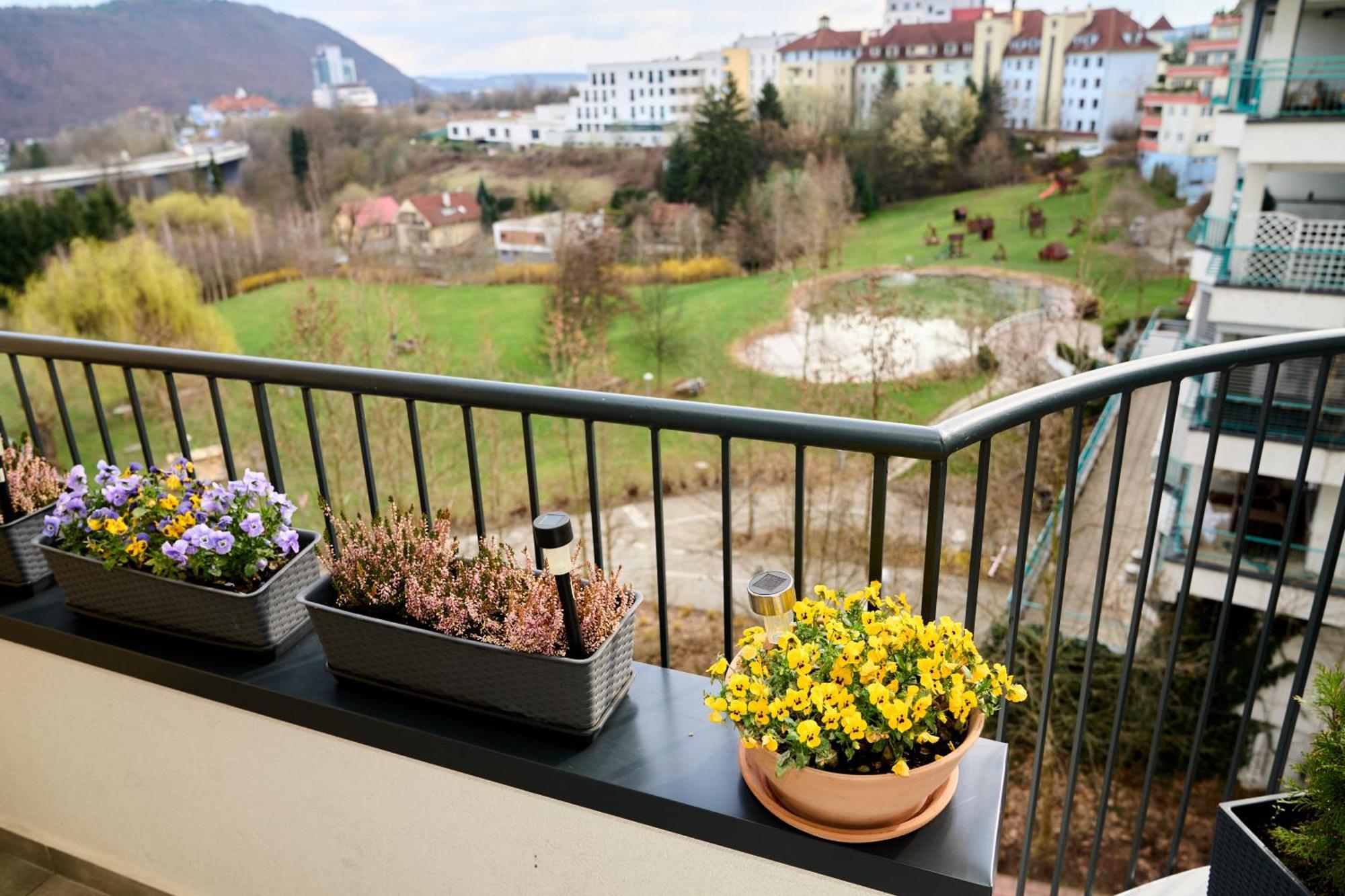 Apartman A&M Banska Bystrica Luaran gambar