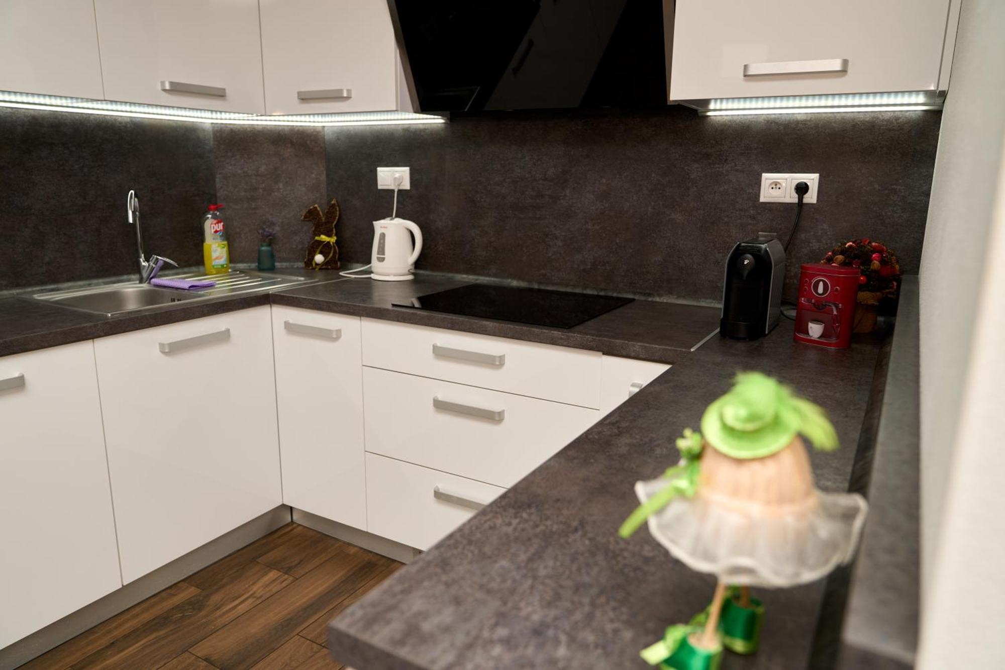 Apartman A&M Banska Bystrica Luaran gambar