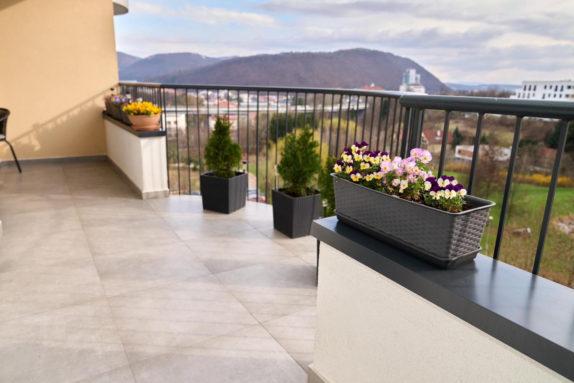 Apartman A&M Banska Bystrica Luaran gambar